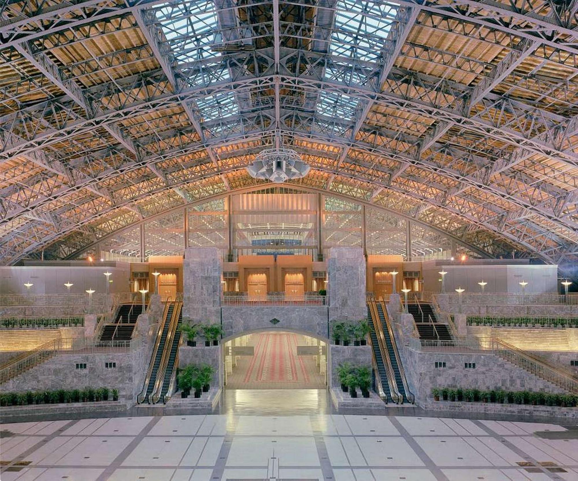 Hotel New Season Royals, Airport West à Chester Extérieur photo