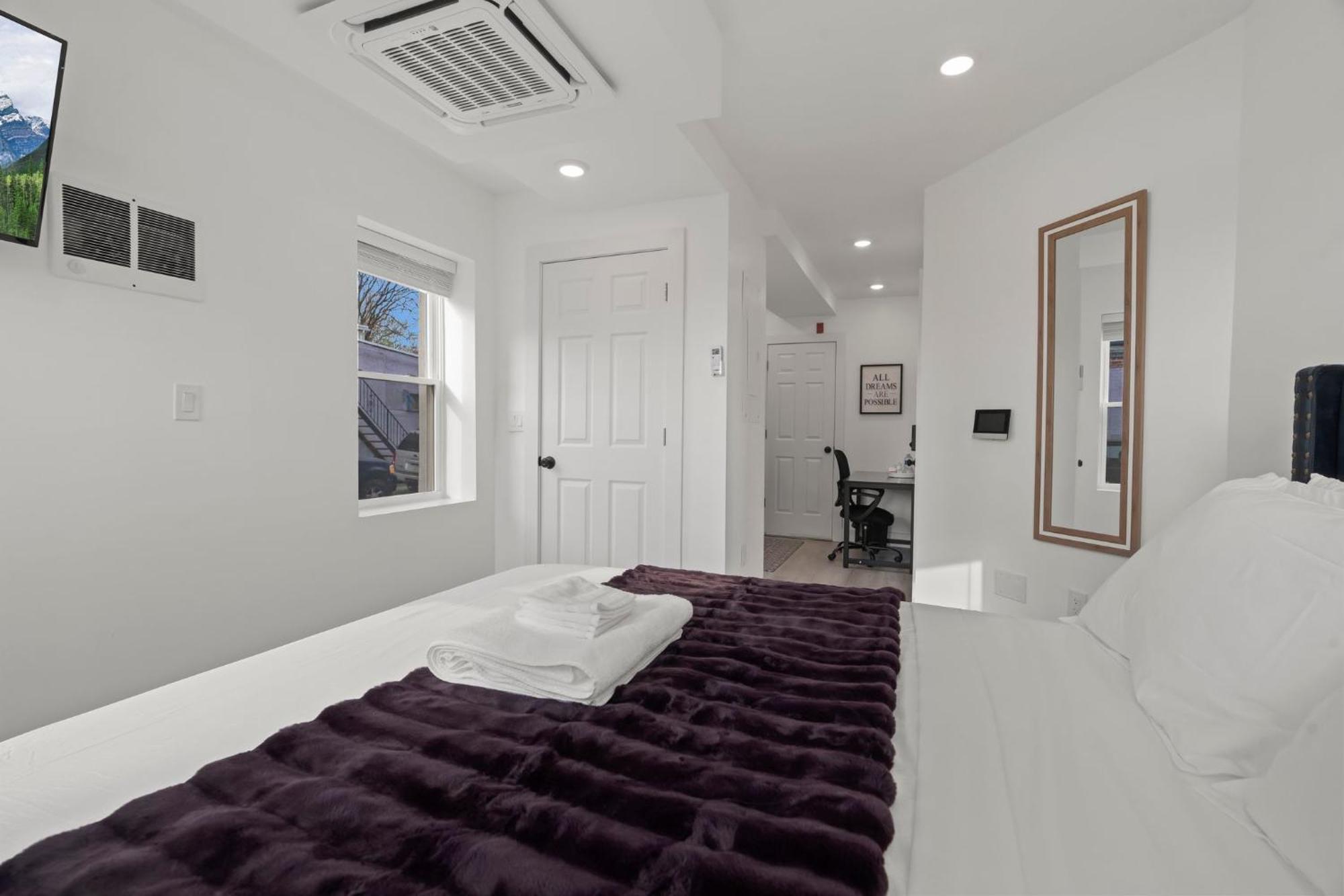 Hotel New Season Royals, Airport West à Chester Chambre photo