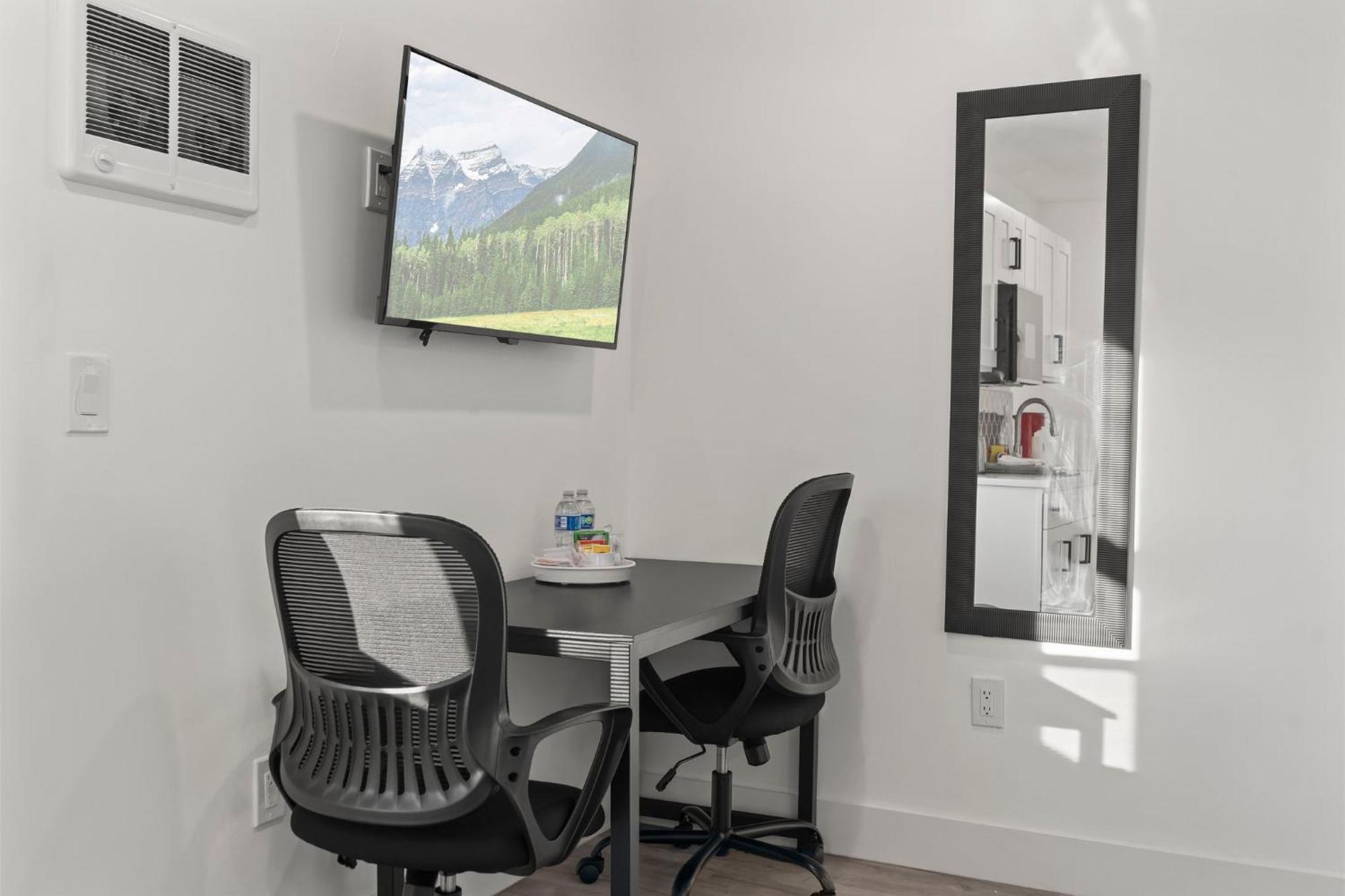 Hotel New Season Royals, Airport West à Chester Extérieur photo